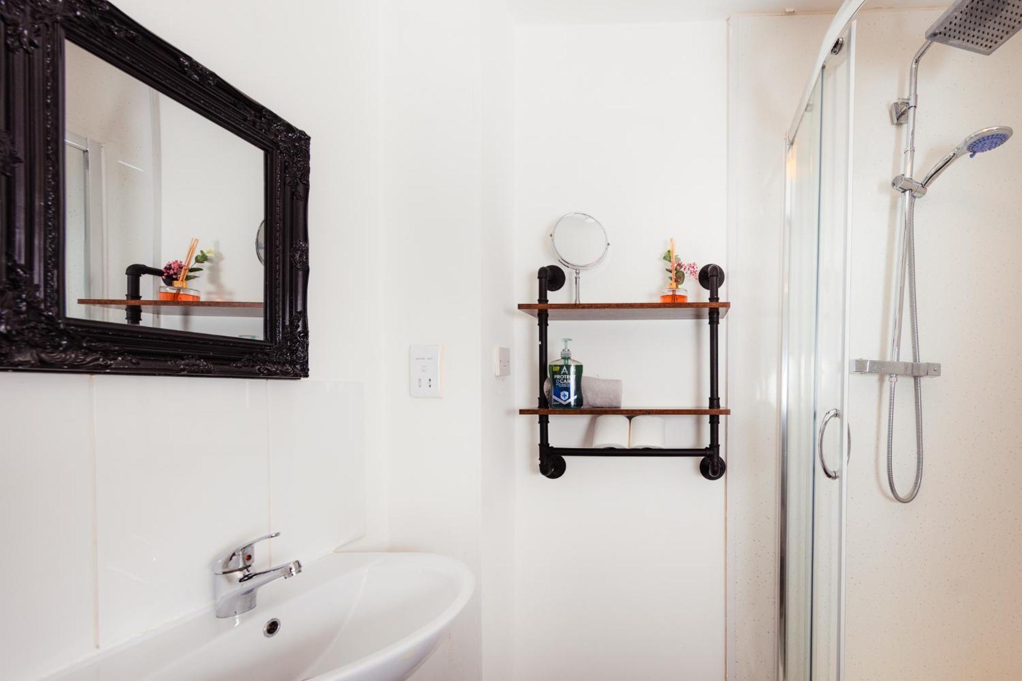 Warm&welcoming Centre By Meadows 11 Apartment