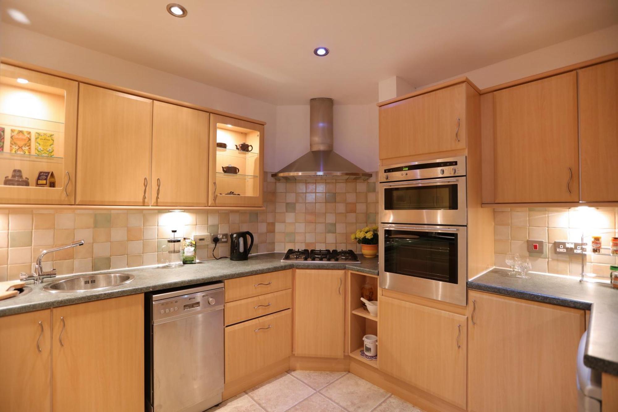 Flat 6 * Edinburgh