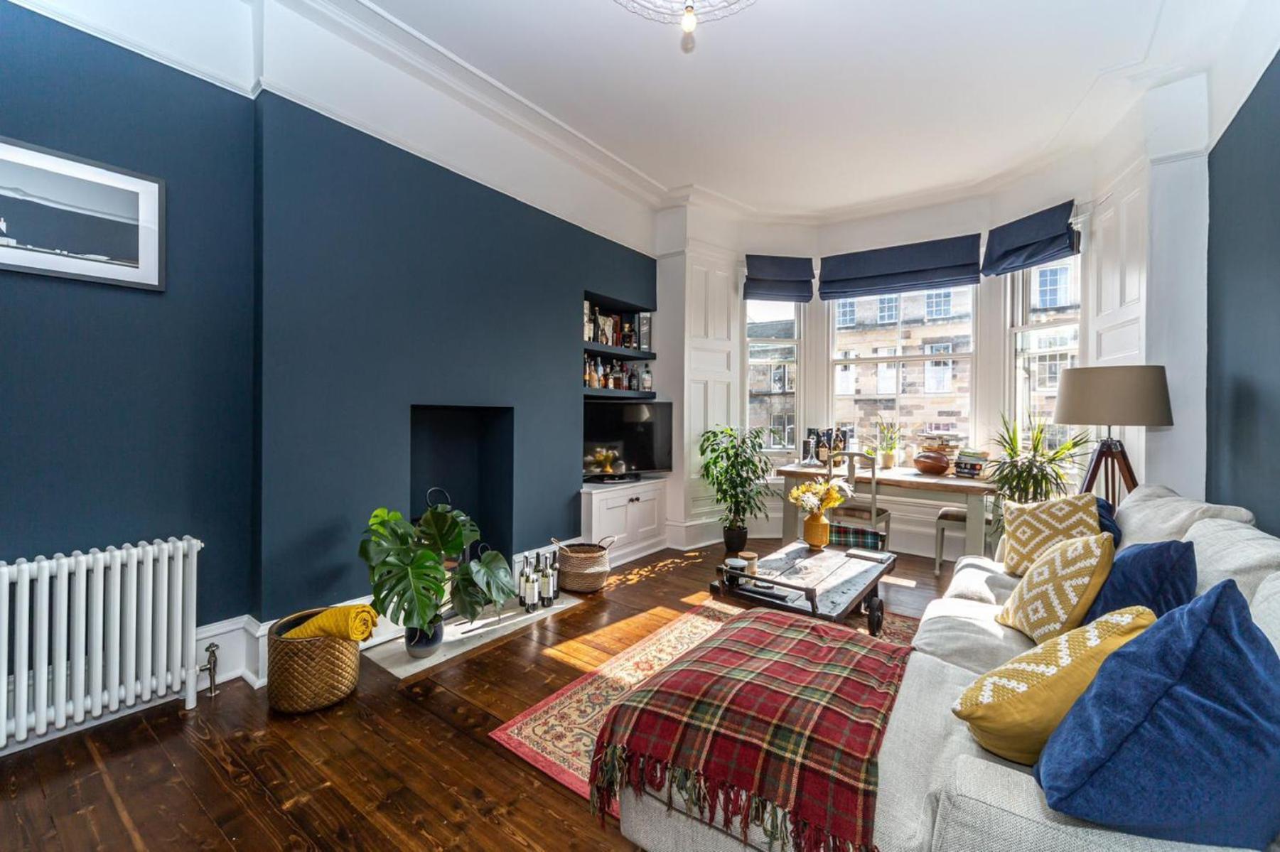 Montgomery Large 2 Bedroom Flat - 5 Mins Walk To Centre EDI