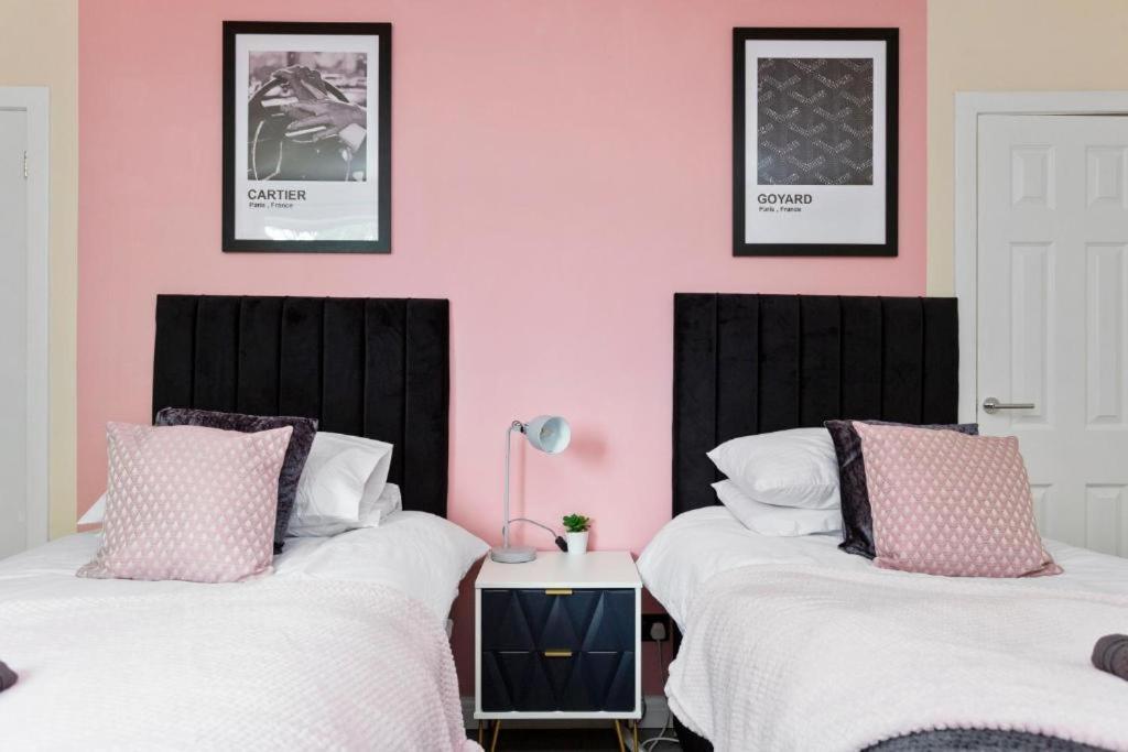 Holiday home Stylish 3 Bed Abode - Parking And Garden Edinburgh