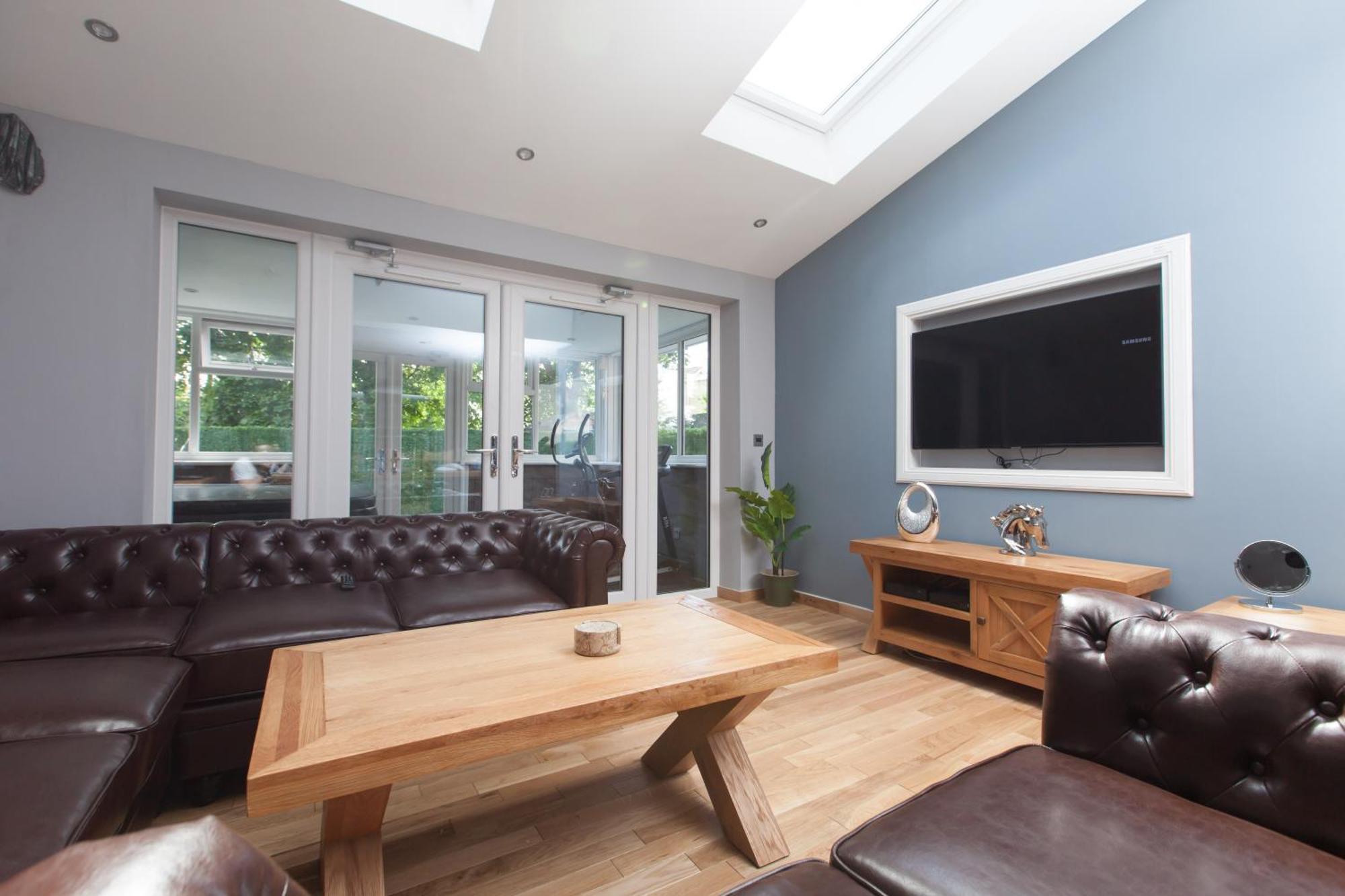 Luxe Arthurs Seat View Townhouse With Hot Tub Apartment Edinburgh