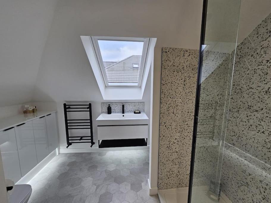 Kaimes Kip: Stylish Five Bedroom Holiday home *