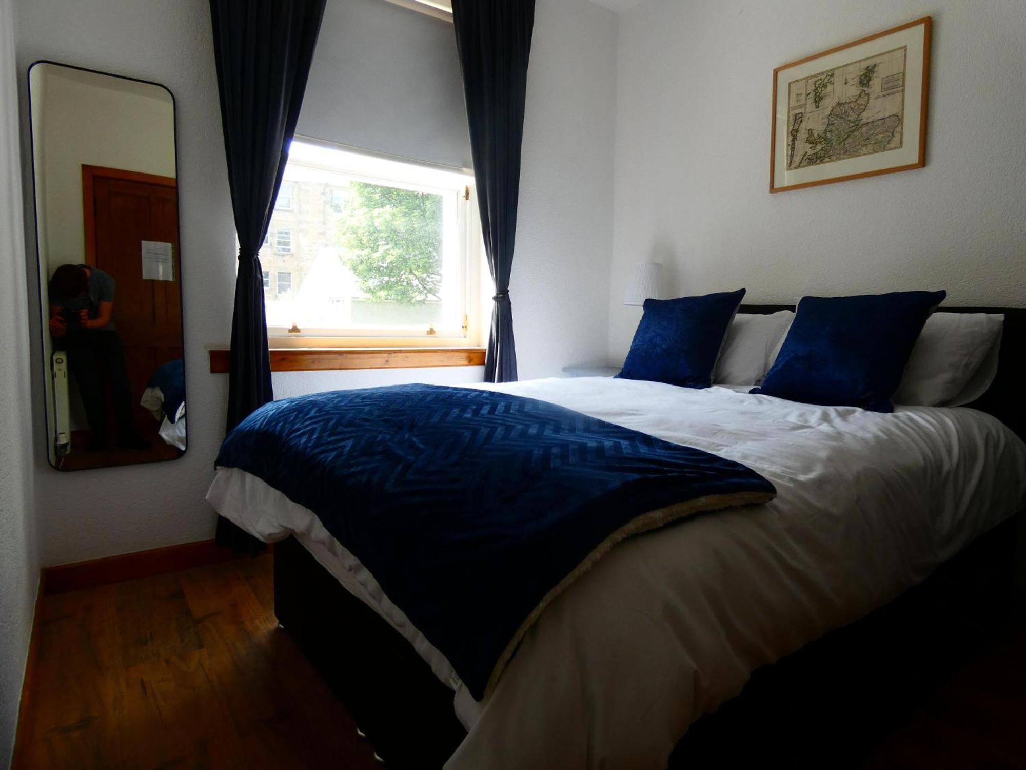 2-bed Flat In * EDI