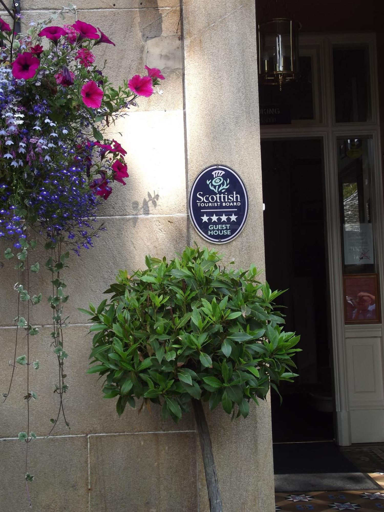 Gasthof Albyn Townhouse
