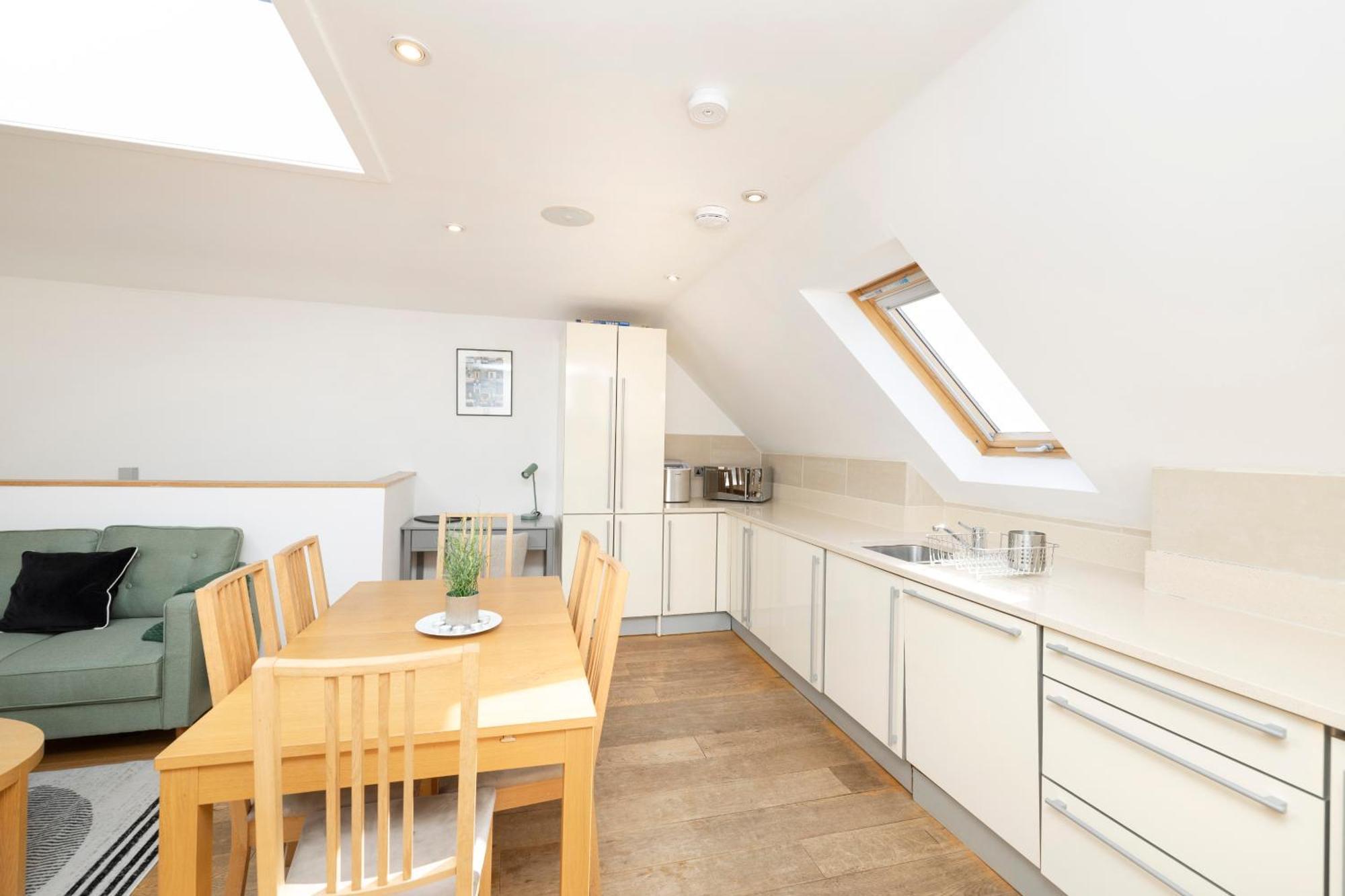 Apartment Joivy Chic 2-br Flats Near Castle