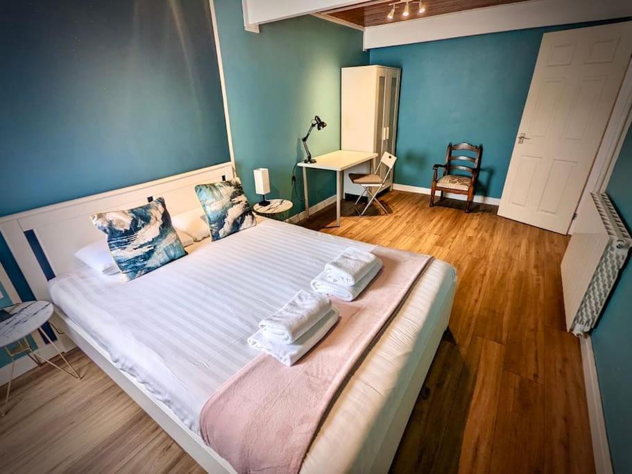 Cosy 2-bedroom House In Leith * EDI