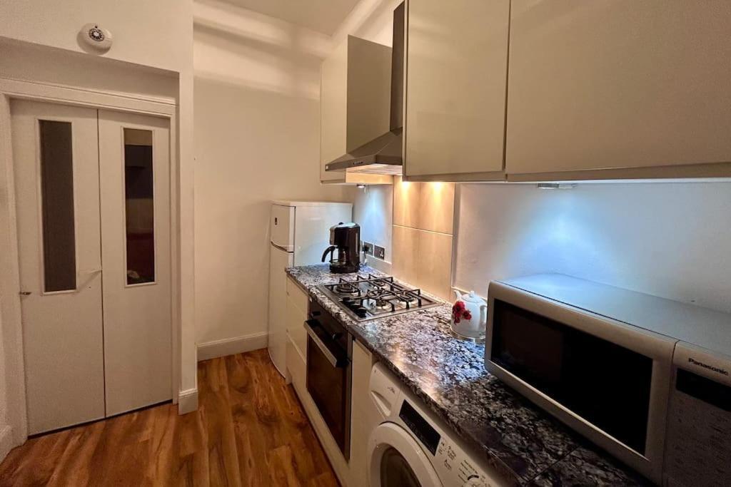 Edinburghs Arthurs Seat View Apartment EDI