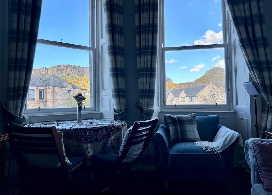 Apartment Edinburghs Arthurs Seat View EDI