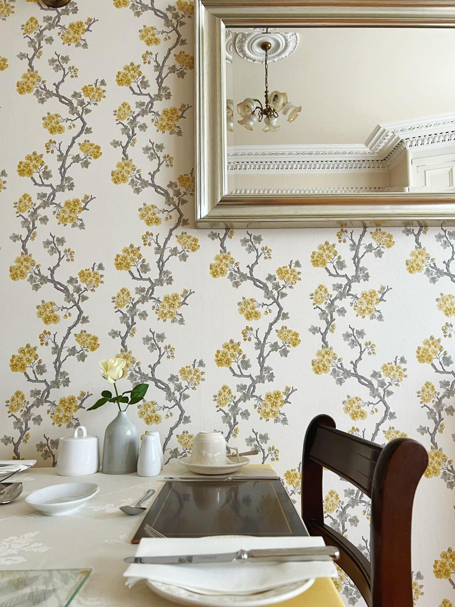 Gladstone House 4*