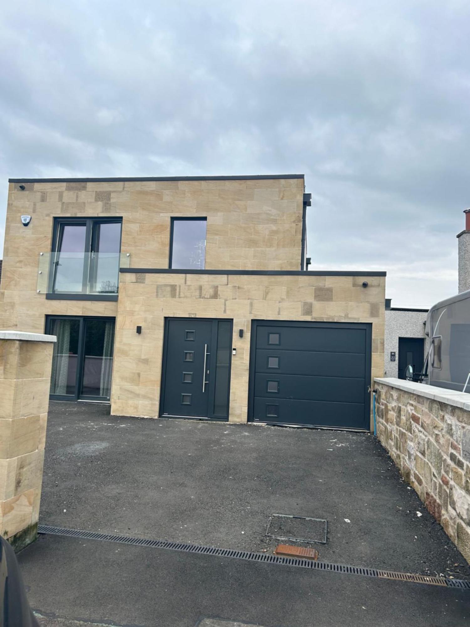 Riversdale House Next To Murrayfield Stadium *