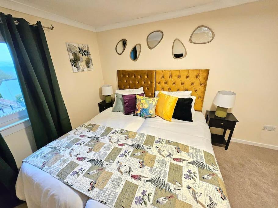 Apartment 4 Bed House With 6 Beds Edinburgh
