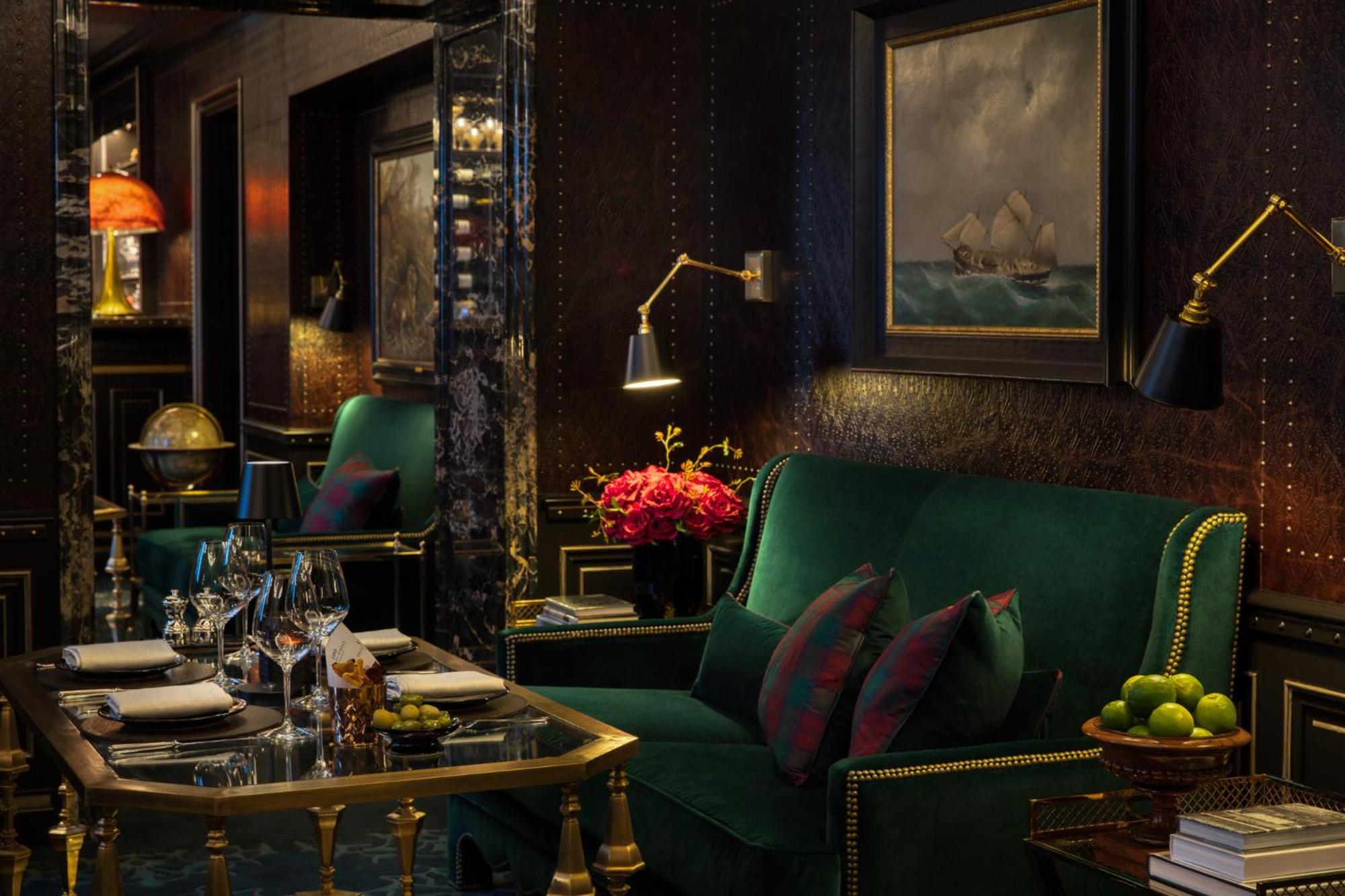 Hotel 100 Princes Street Edinburgh