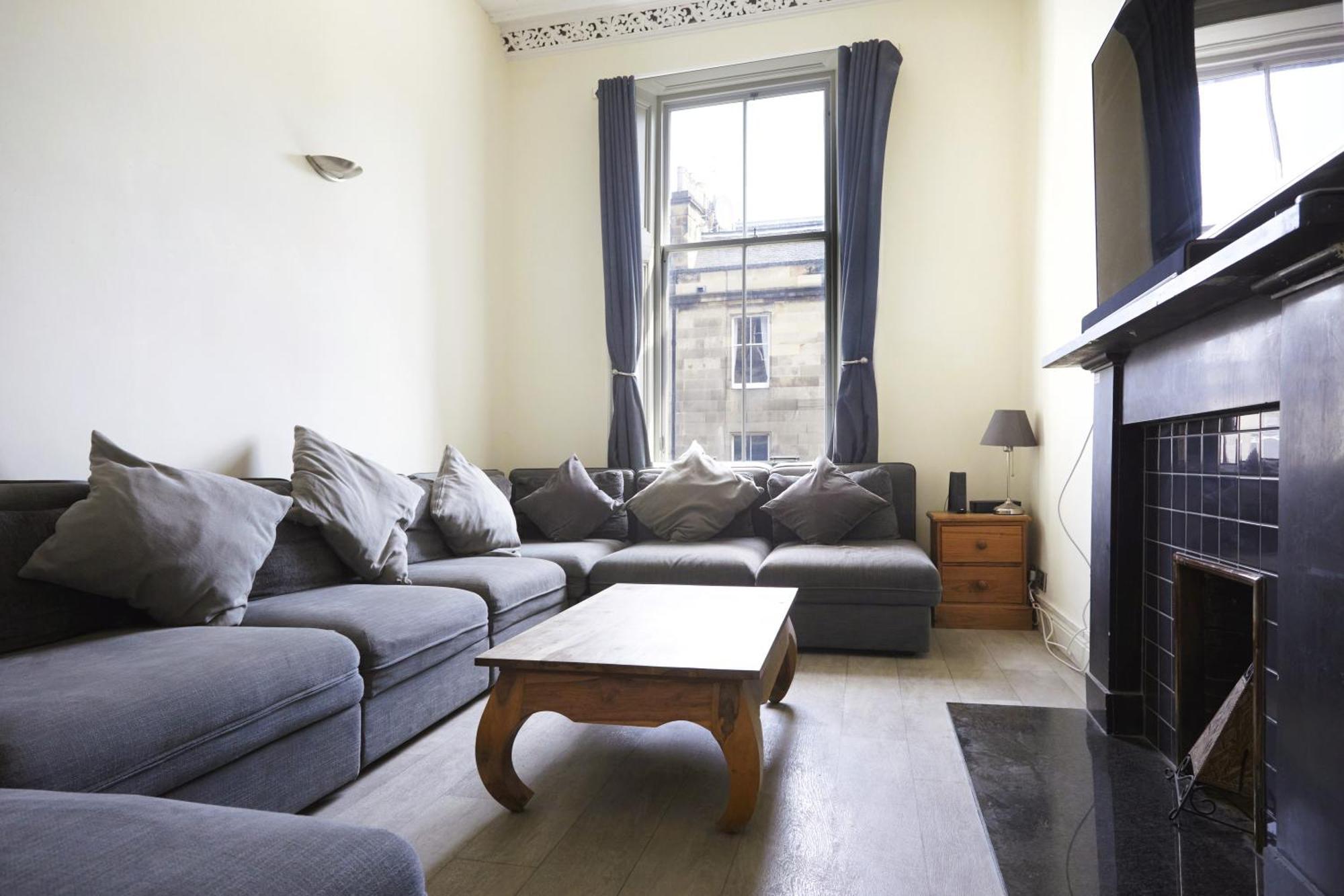 George Iv Apartment