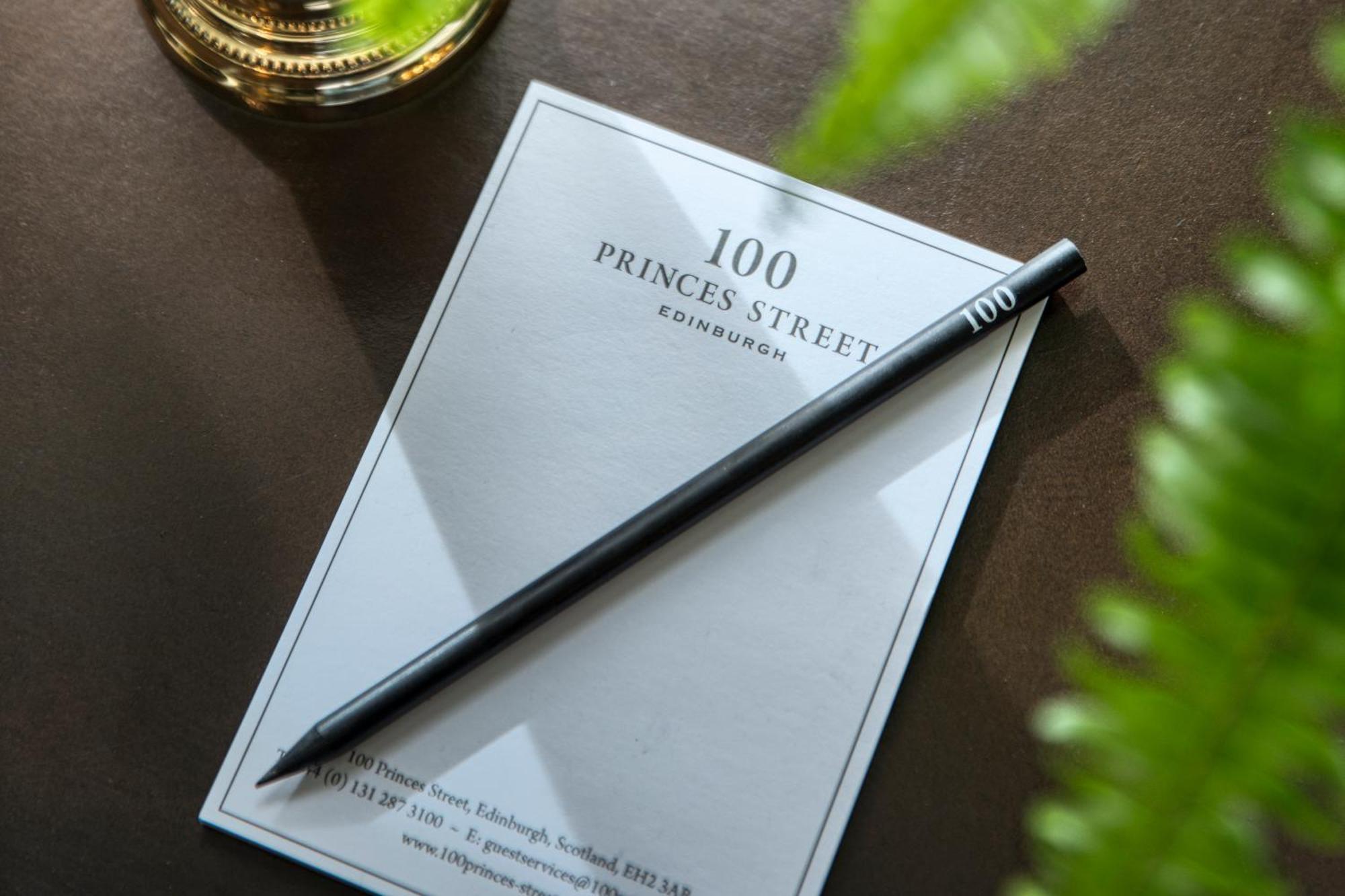 Hotel 100 Princes Street 5*