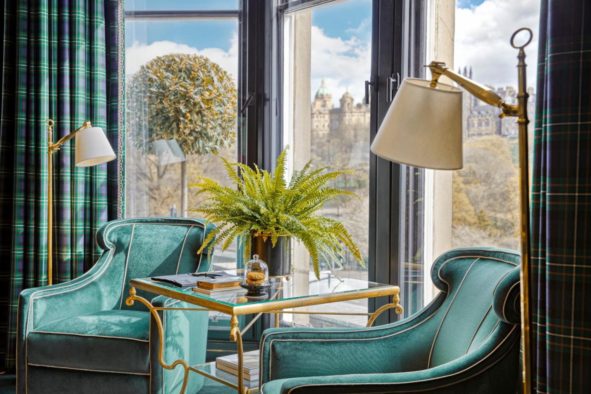Hotel 100 Princes Street Edinburgh