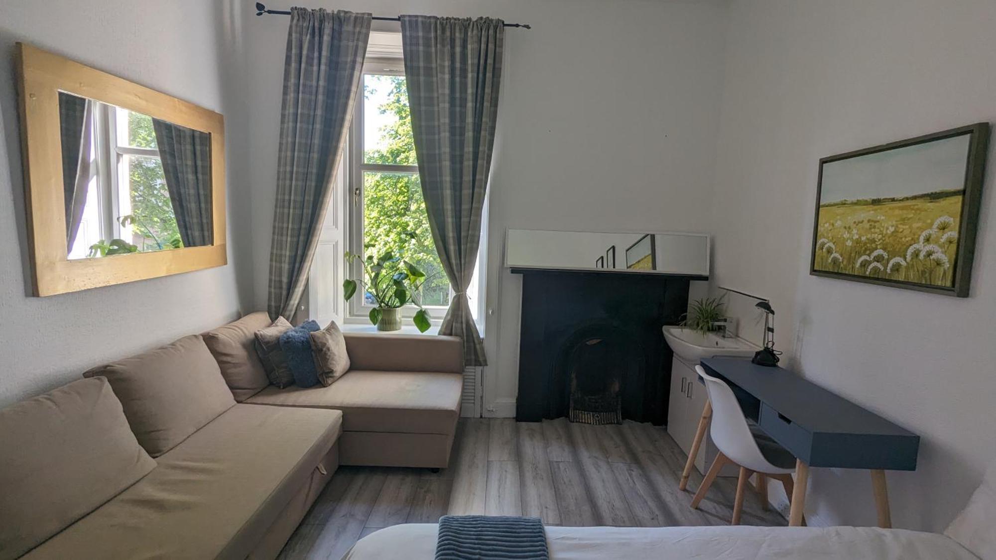 Friends Family Center Homestay Edinburgh