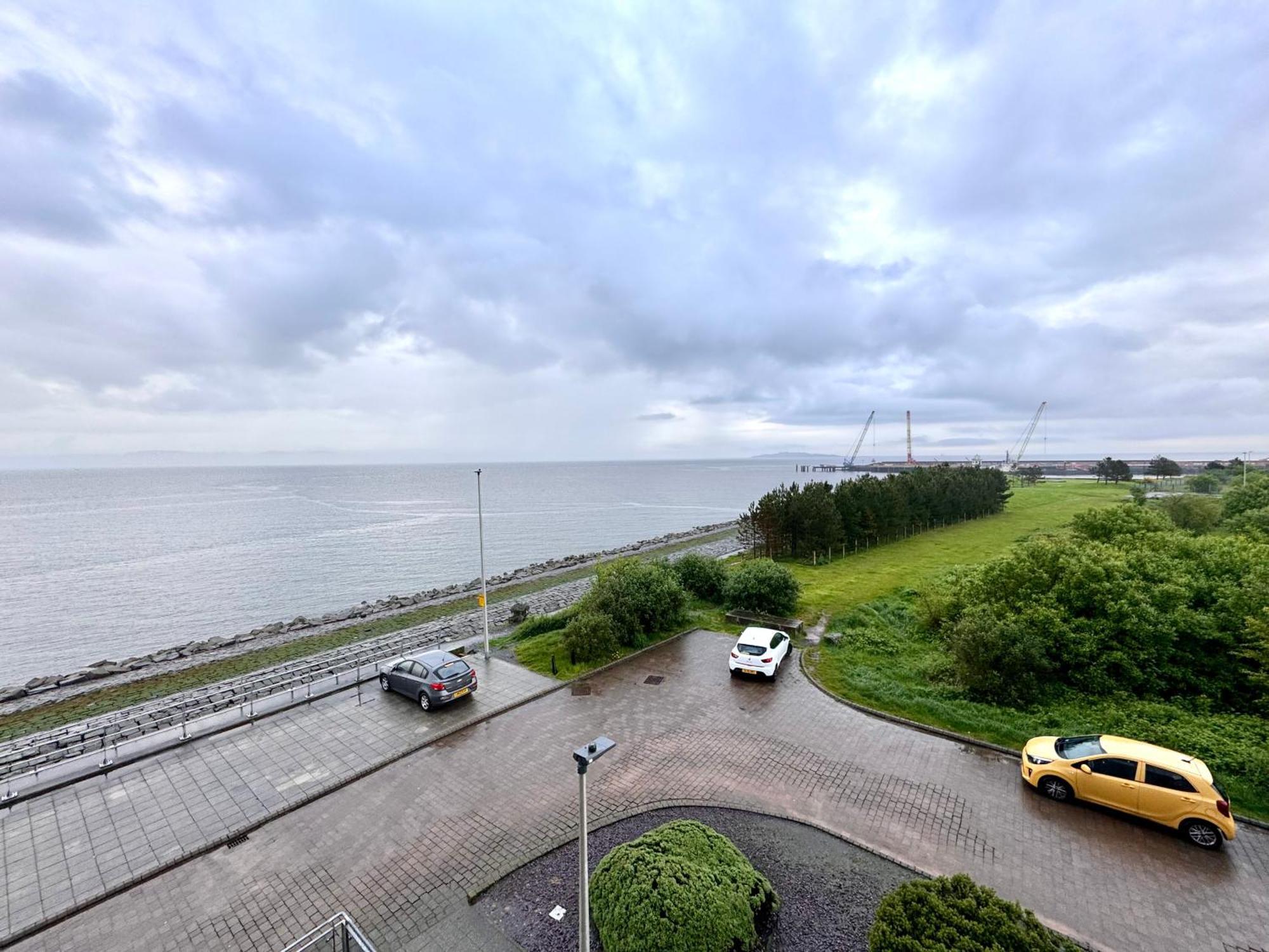Ocean - 2 Bedroom Apartment EDI