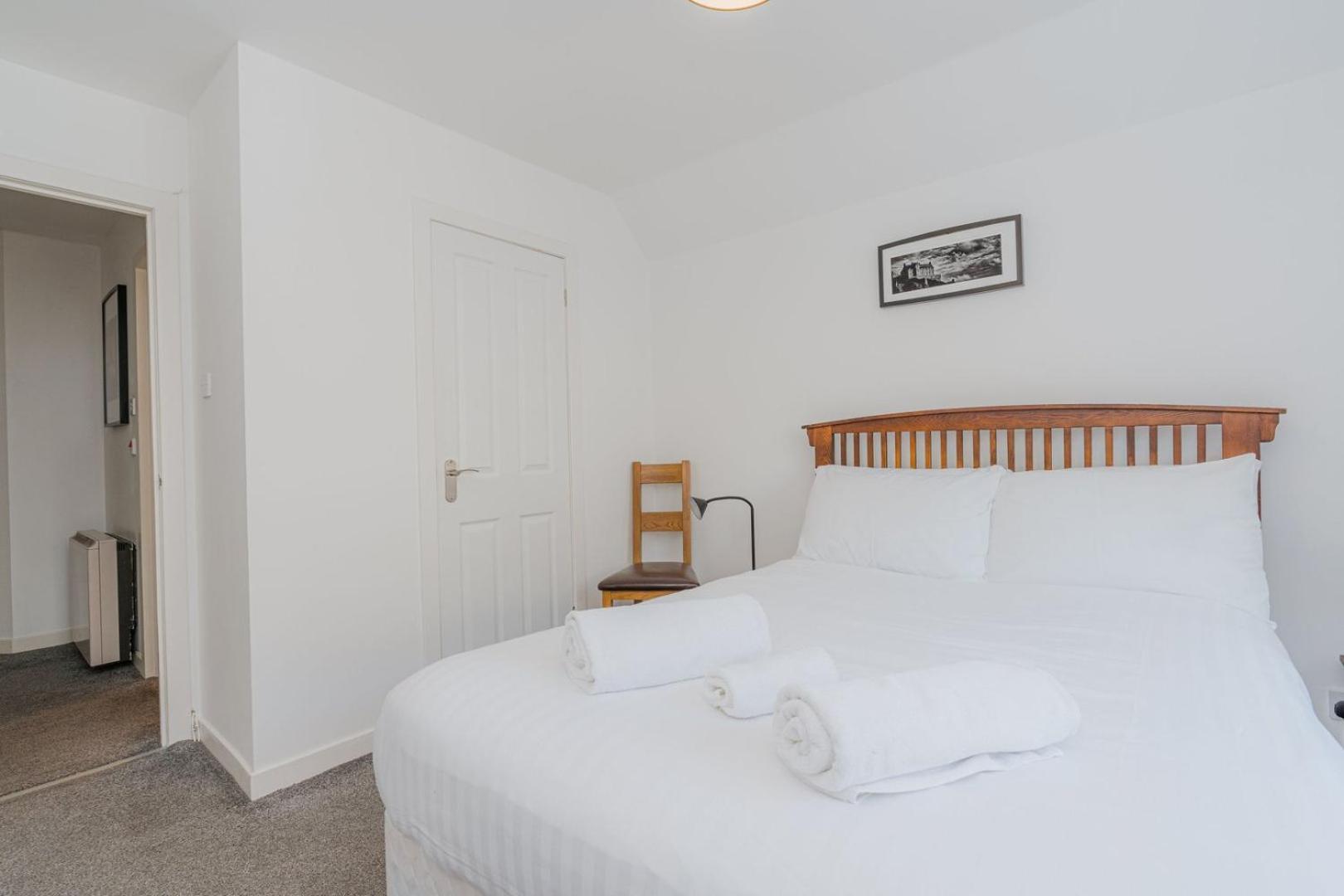 Guestready - Restful Near Castle Edinburgh