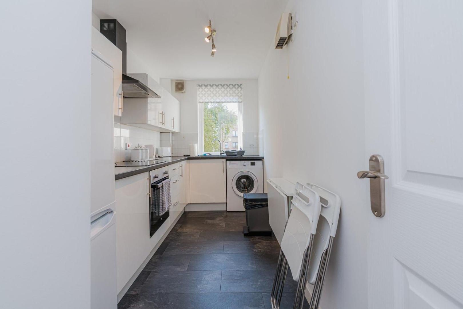 Guestready - Restful Near Castle * Edinburgh