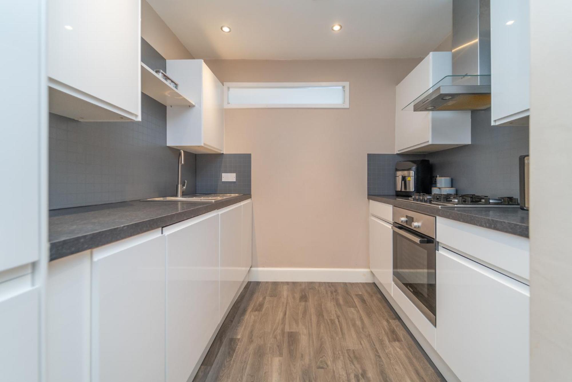 Beautiful Spacious Victorian Town House * Edinburgh