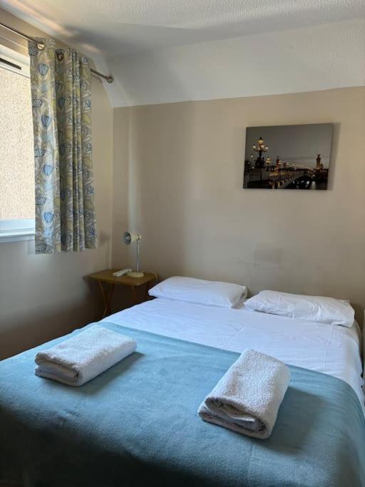 Apartment Quiet Central Apartment For Upto 4 People EDI