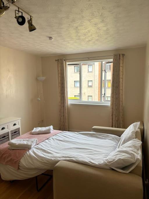 Apartment Quiet Central Apartment For Upto 4 People *