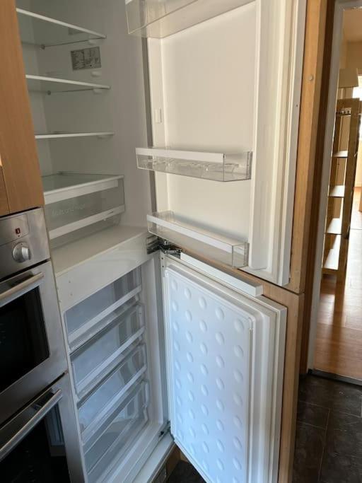 Quiet Central Apartment For Upto 4 People Apartment EDI