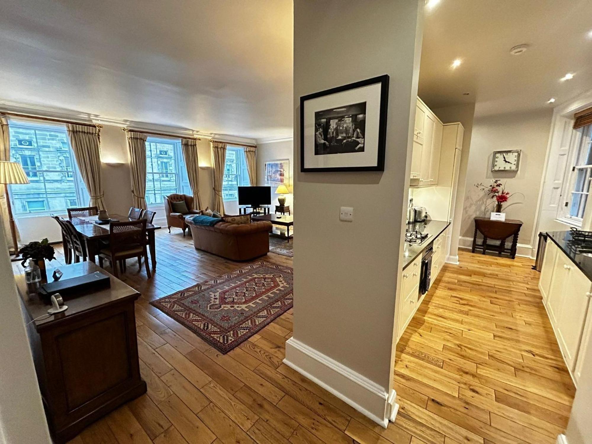 Parliament Sq Apartment EDI
