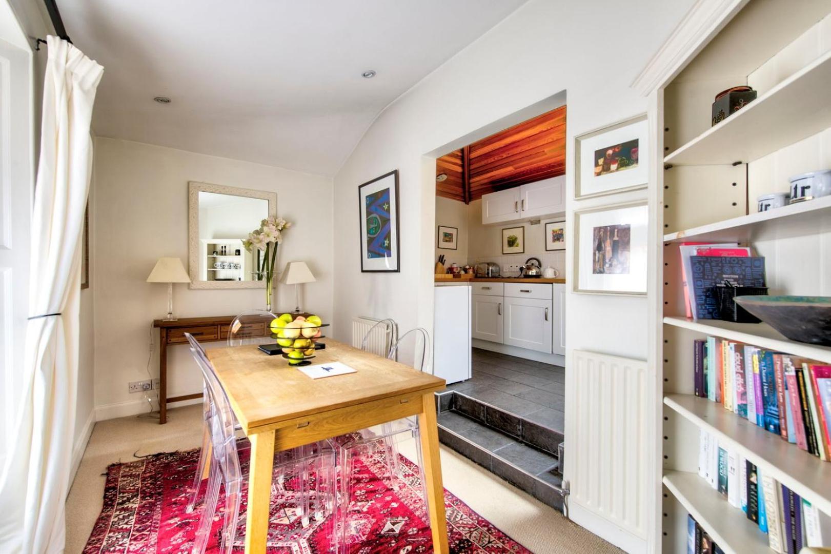 Ferienhaus Guestready - Classic Charm Near Holyrood Park