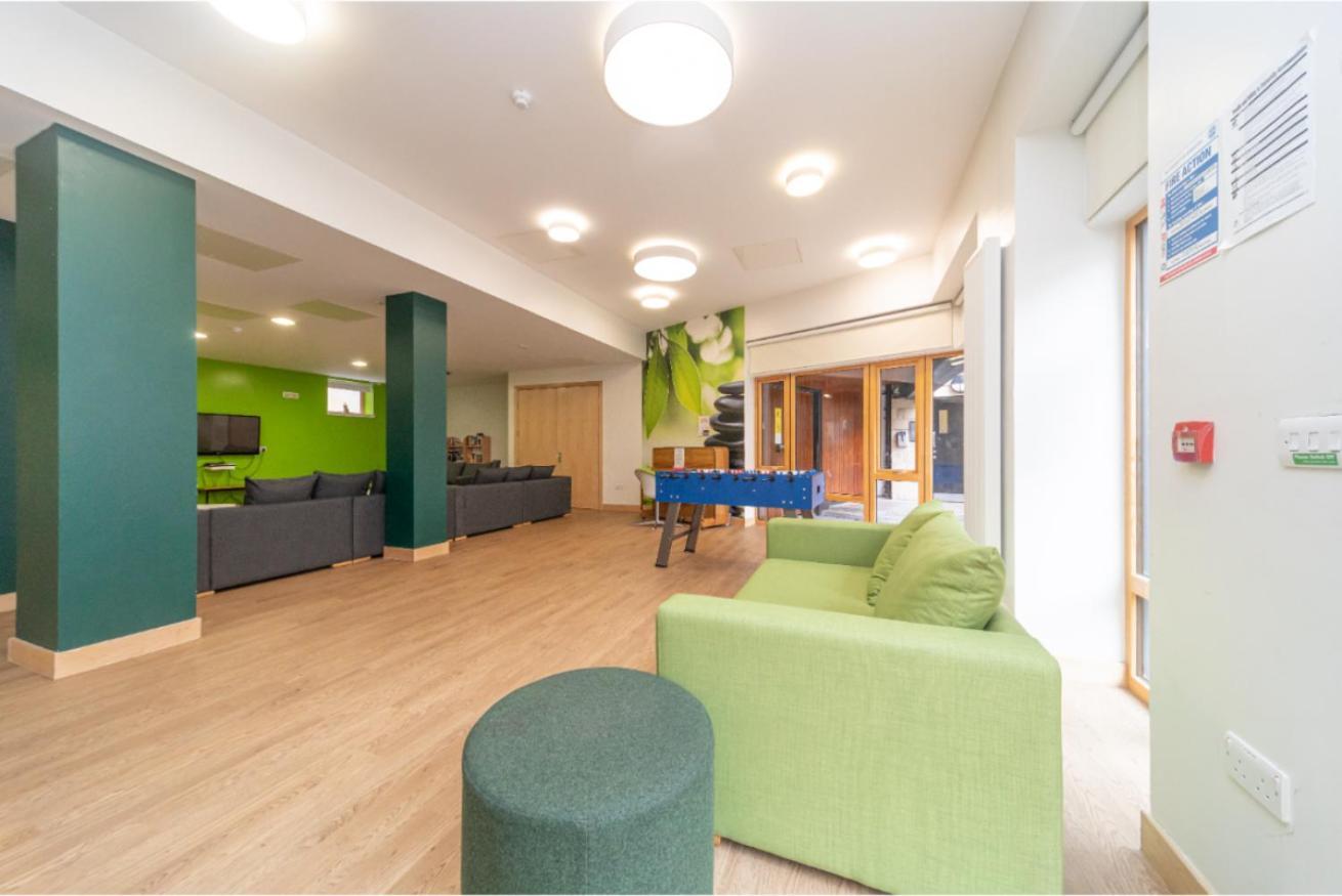 Joivy Affordable 3,4,5 And 12 Bed Private Flats Next To Royal Mile (adults Only) Apartment Edinburgh