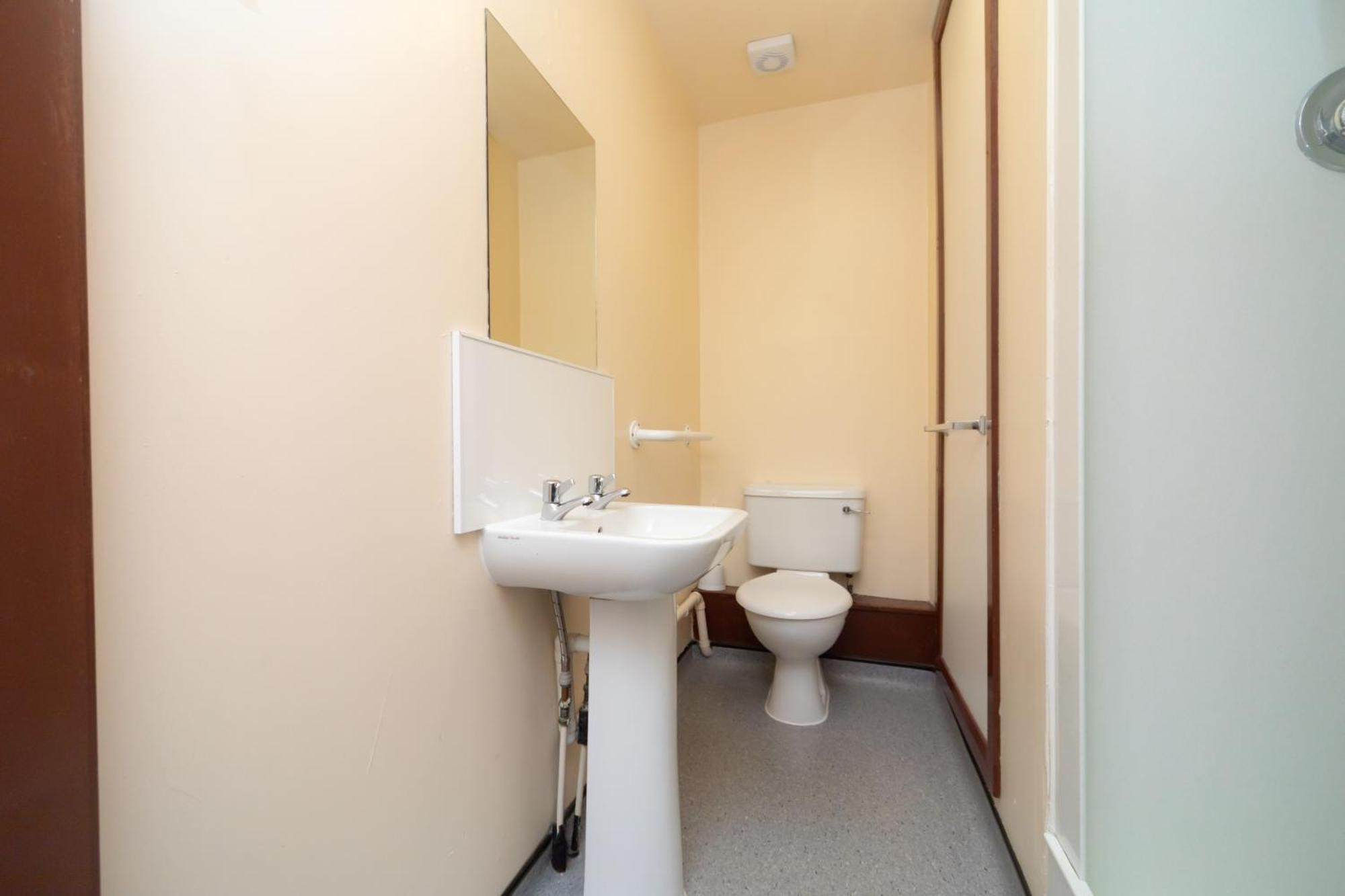 Apartment Joivy Economy 4 And 5 Bed Flats, Close To Old Town And Royal Mile - Adults Only *