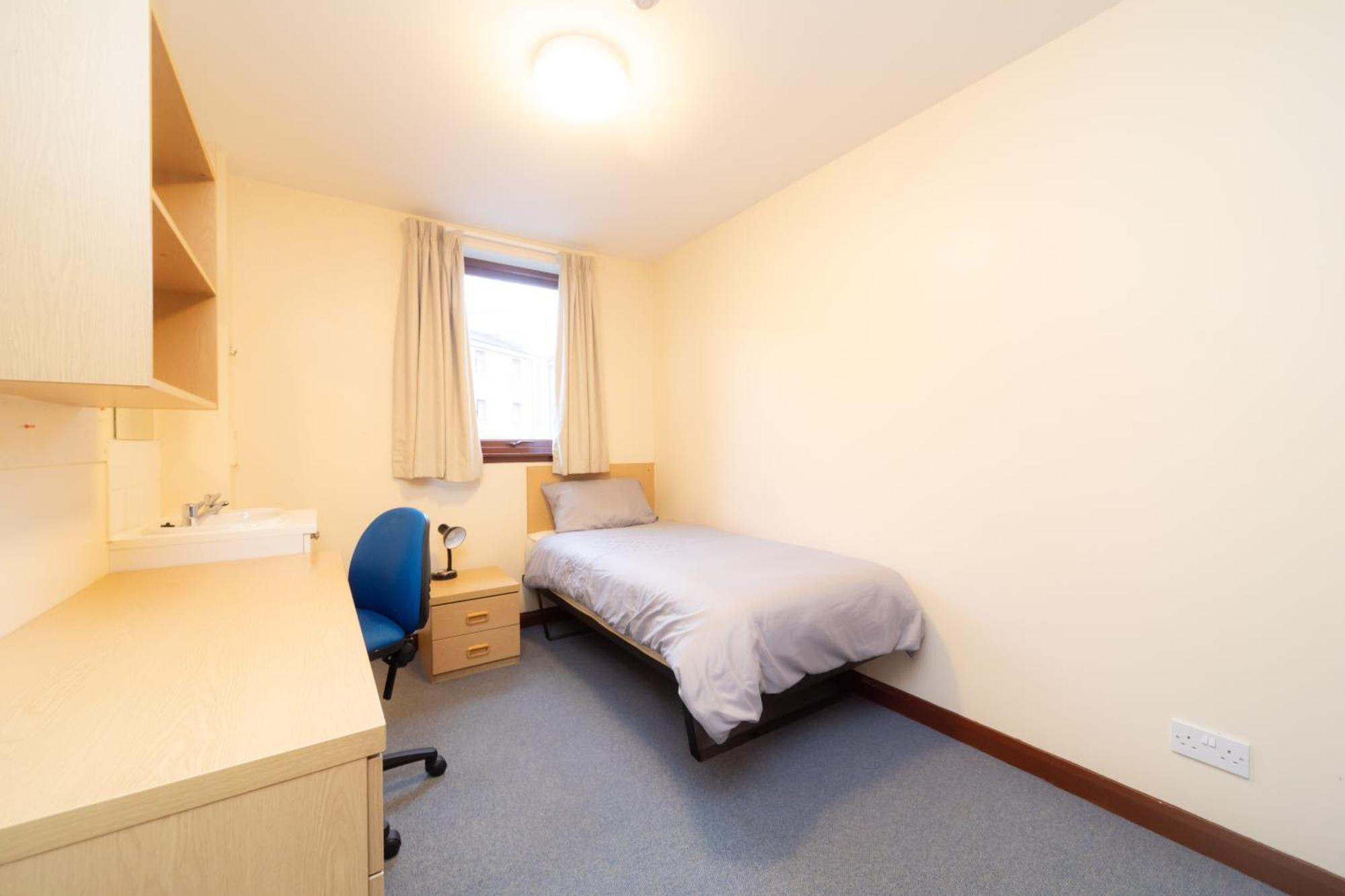 Apartment Joivy Economy 4 And 5 Bed Flats, Close To Old Town And Royal Mile - Adults Only *