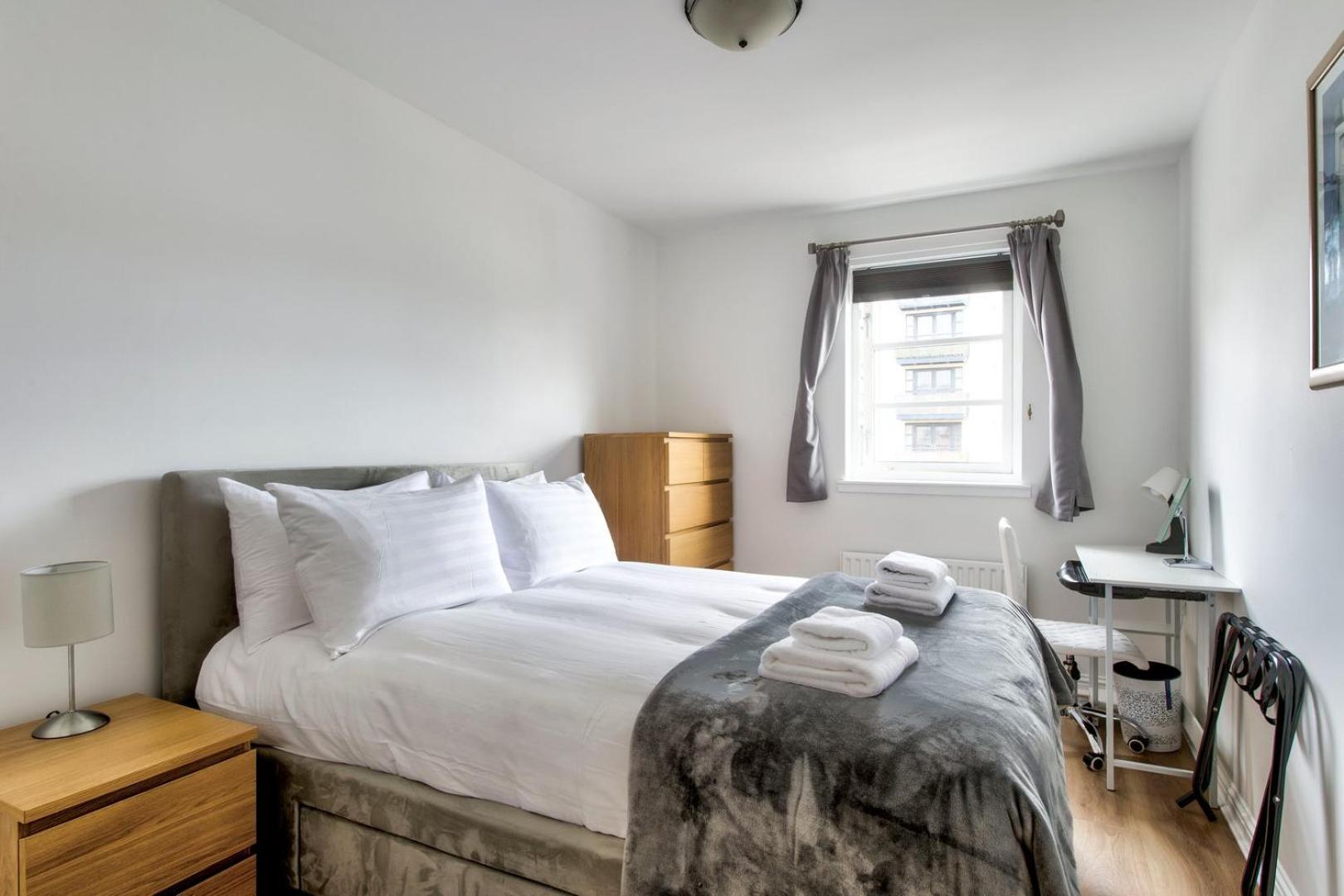 Guestready - Stylish W/ Parking Near Edinburgh