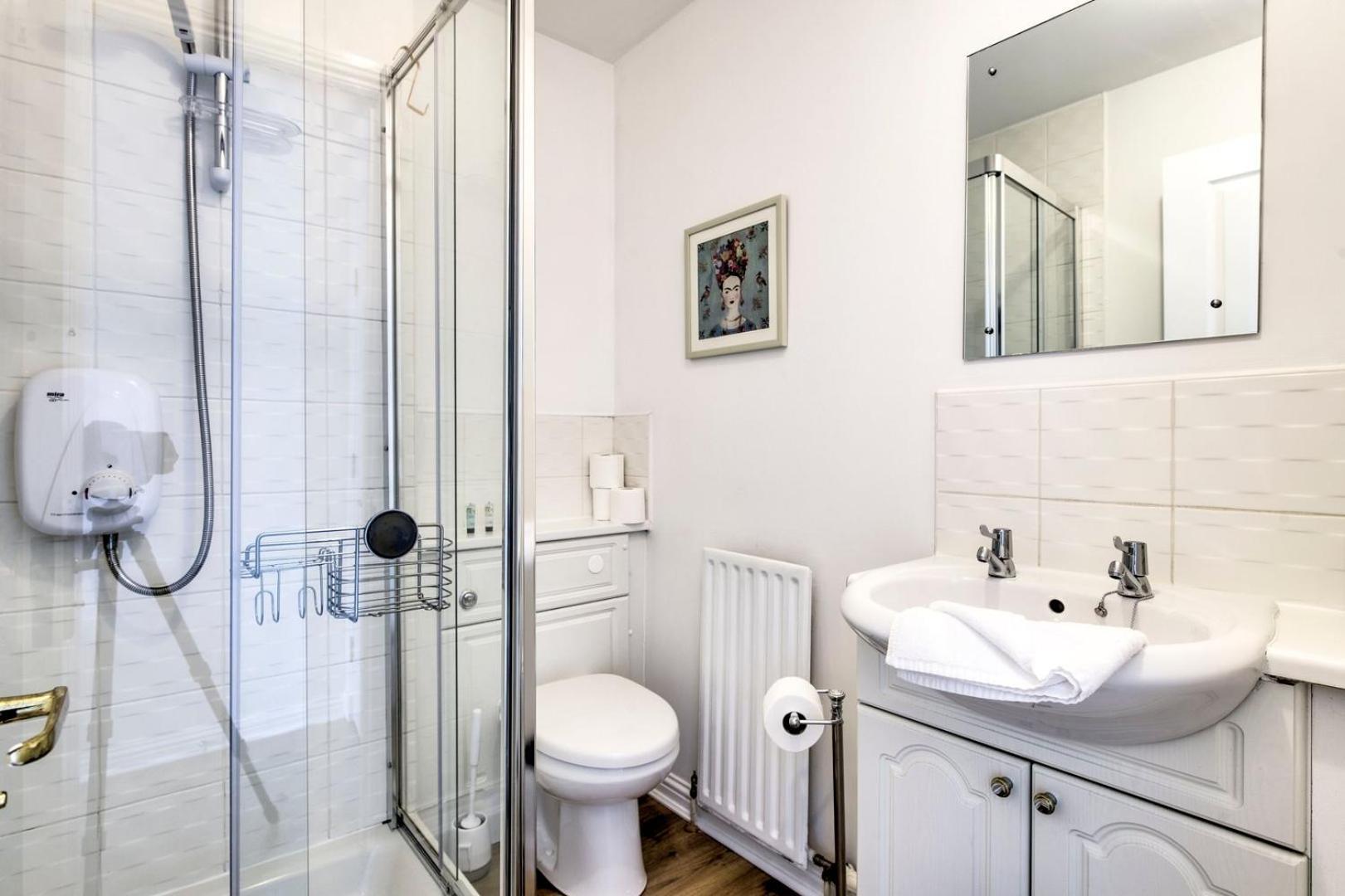 Guestready - Stylish W/ Parking Near * Edinburgh