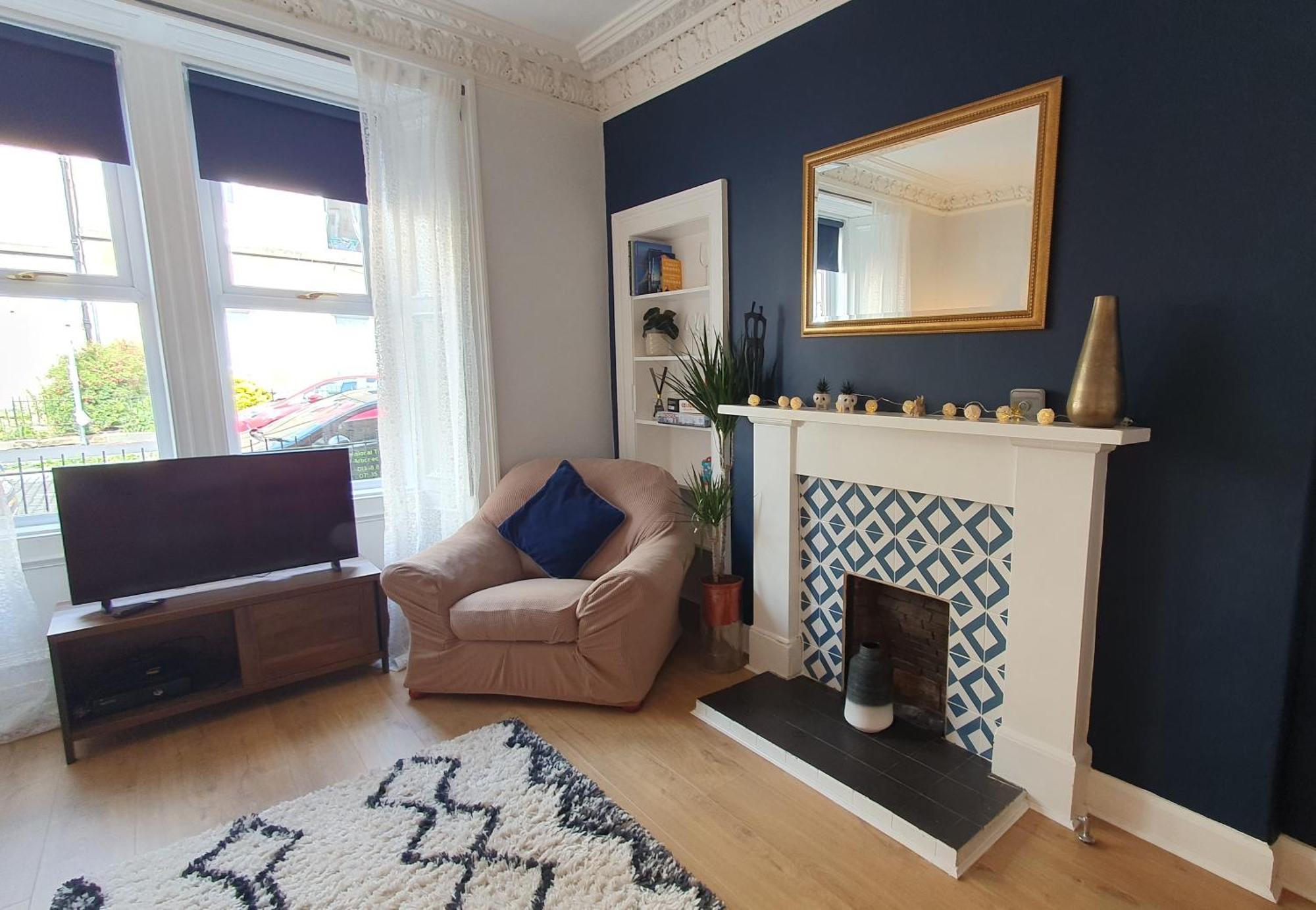 Beautiful Ground Floor Flat Near Haymarket * EDI