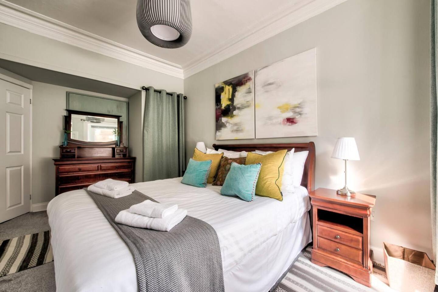 Guestready - Spacious And Beautiful 2br Flat In Morningside Edinburgh