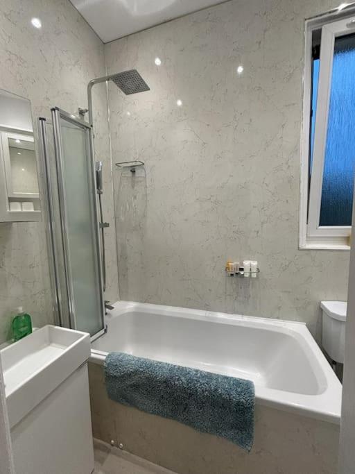 Welcoming Morningside Escape Apartment