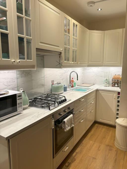 Welcoming Morningside Escape Apartment EDI