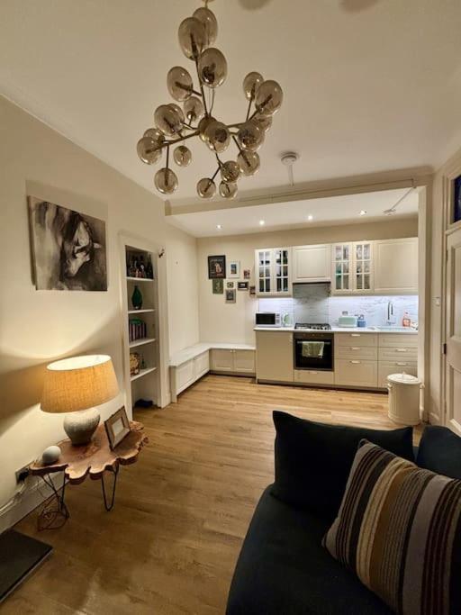 Apartment Welcoming Morningside Escape