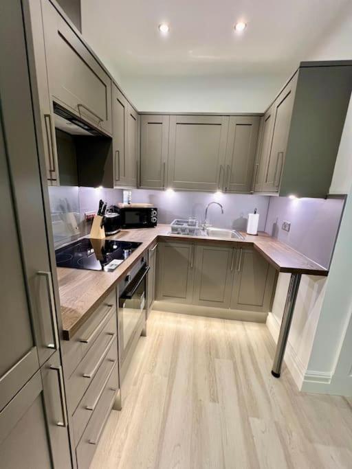 Apartment Contemporary Flat In Prime Centre *