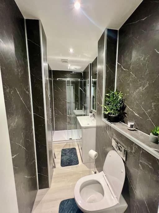 Contemporary Flat In Prime Centre * Edinburgh