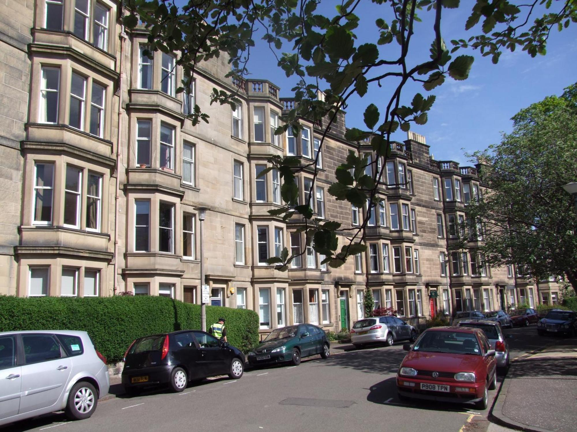 Mardale Crescent - 380 Apartment