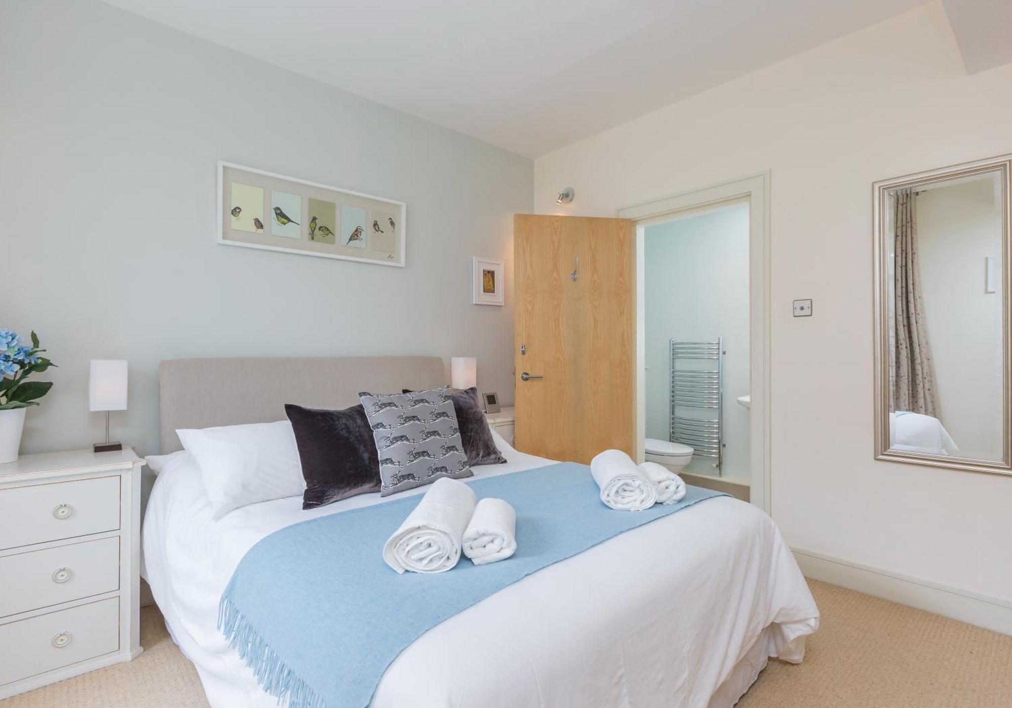 Thistle Street - 401