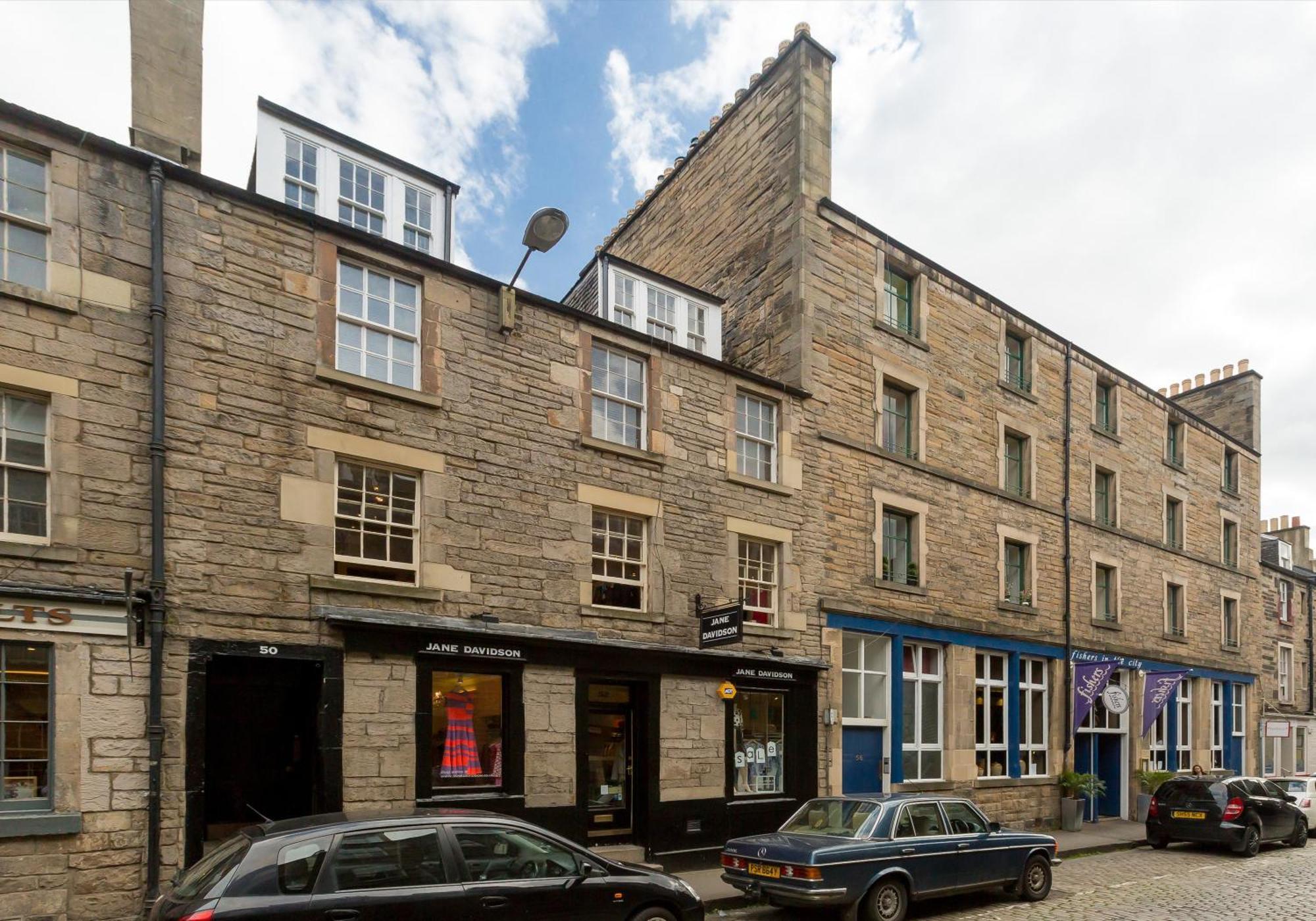 Thistle Street - 401