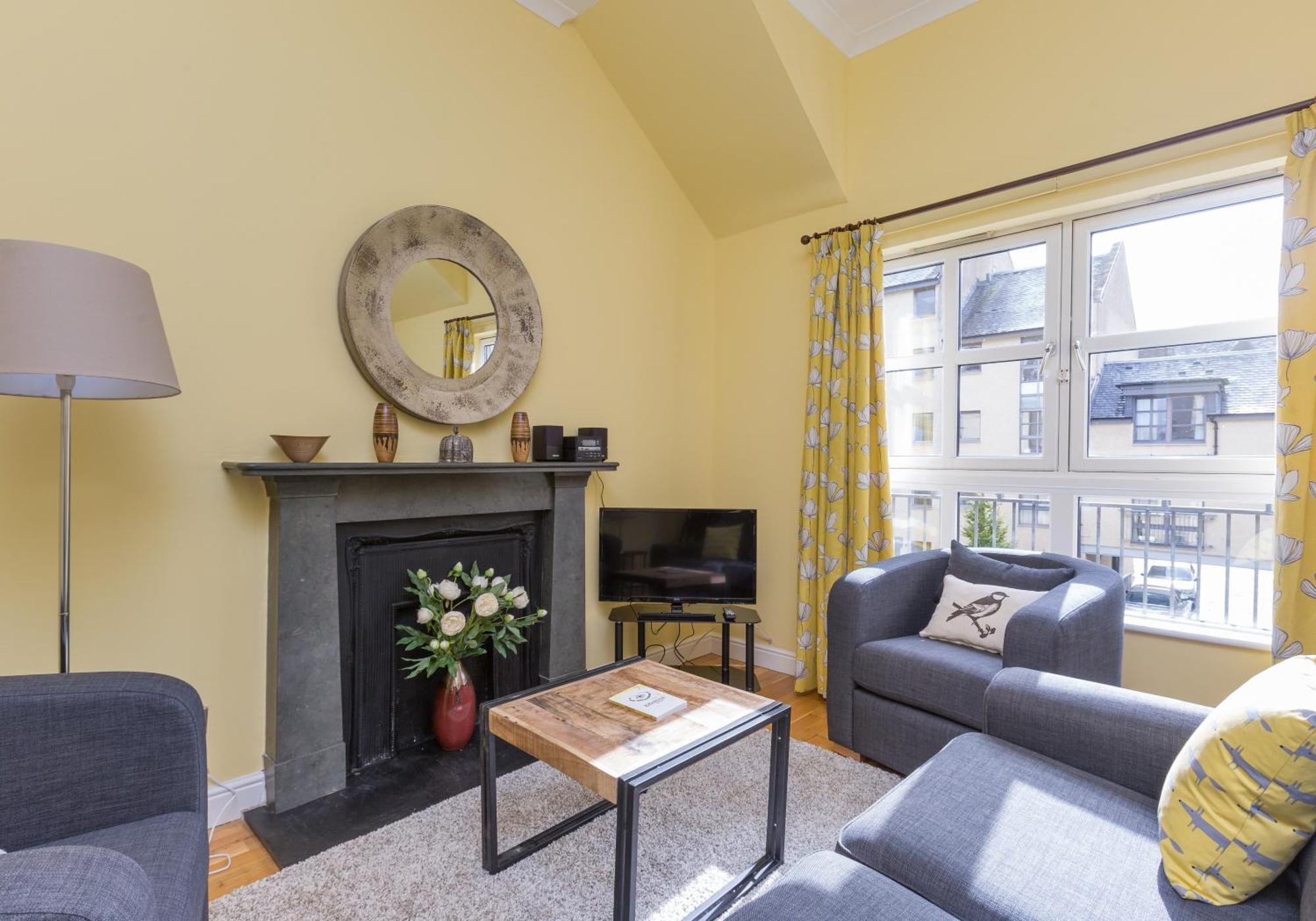 Old Tolbooth Wynd - 393 Apartment