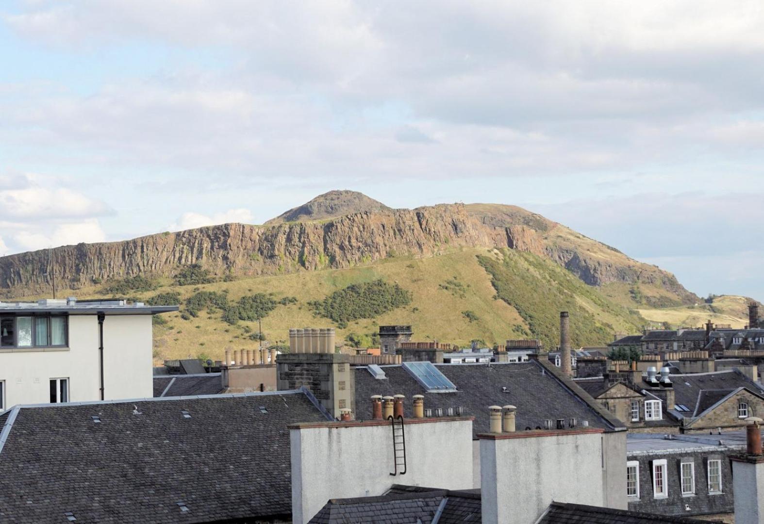 Guestready - Historic Old Town Edinburgh