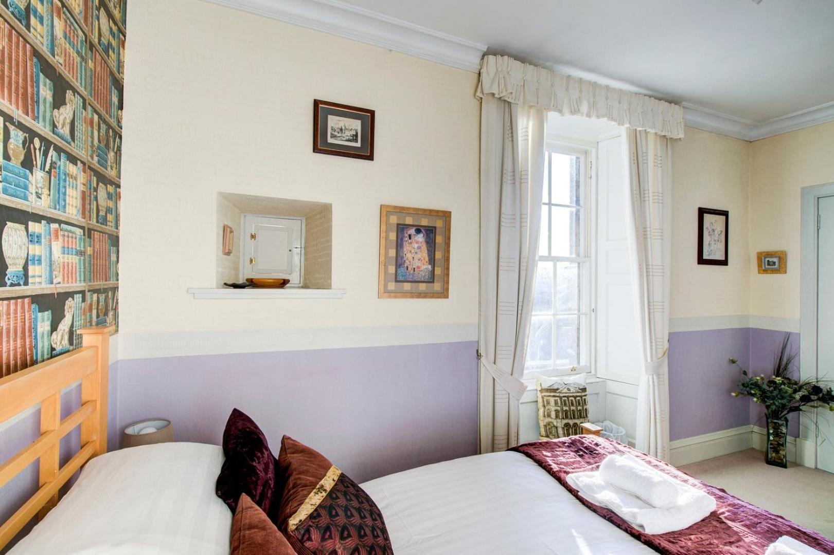 Guestready - Historic Old Town Apartment Edinburgh