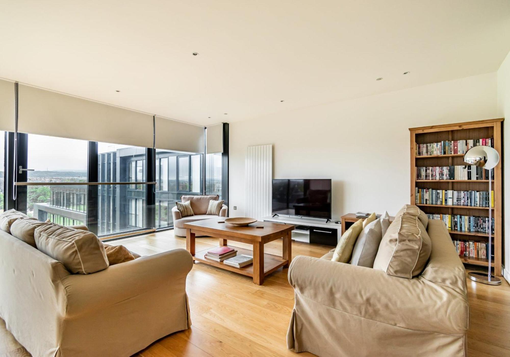 Simpsons Loan - 428 Apartment