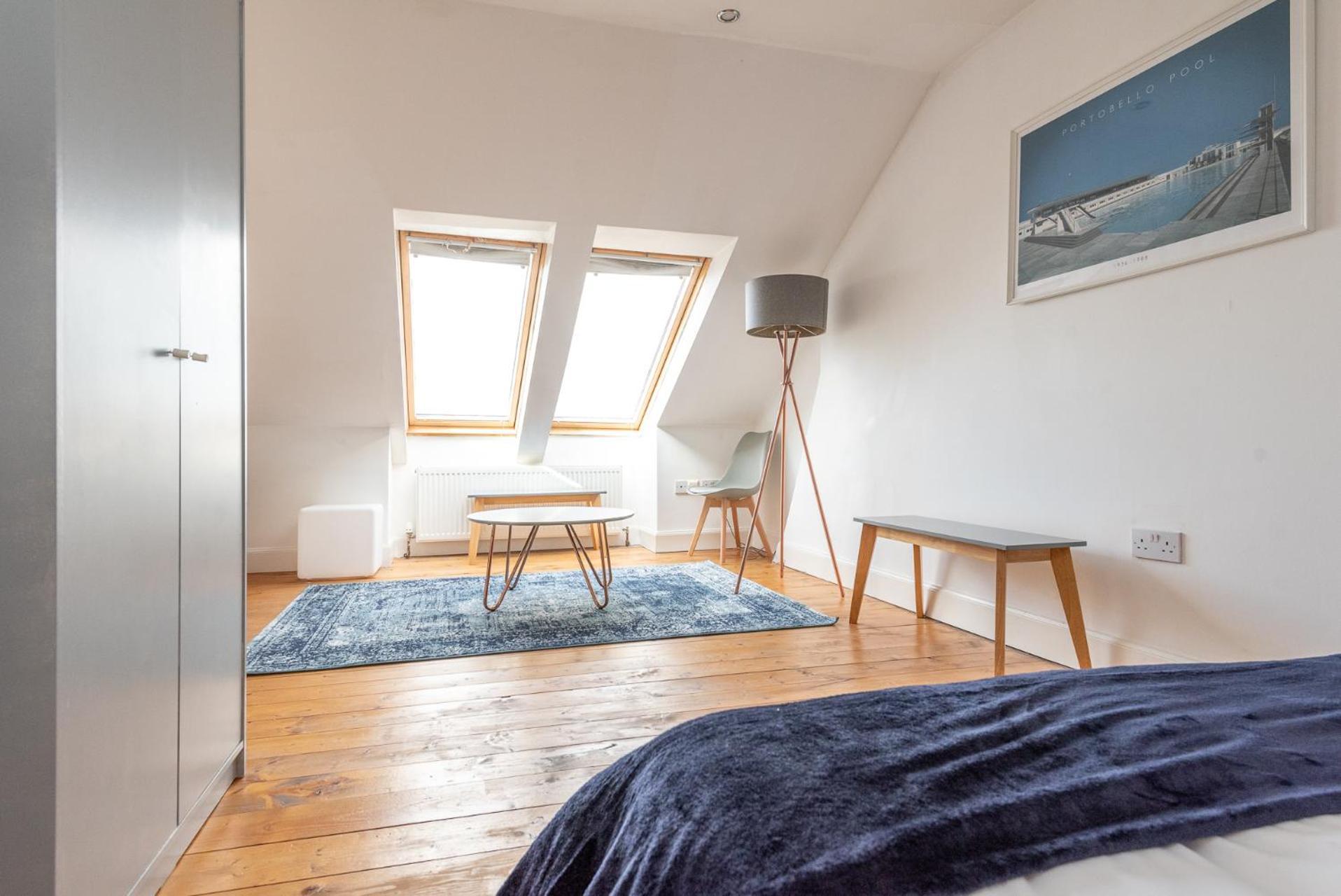 Beautiful Victorian Townhouse With Private Garden, Close To The Beach Edinburgh