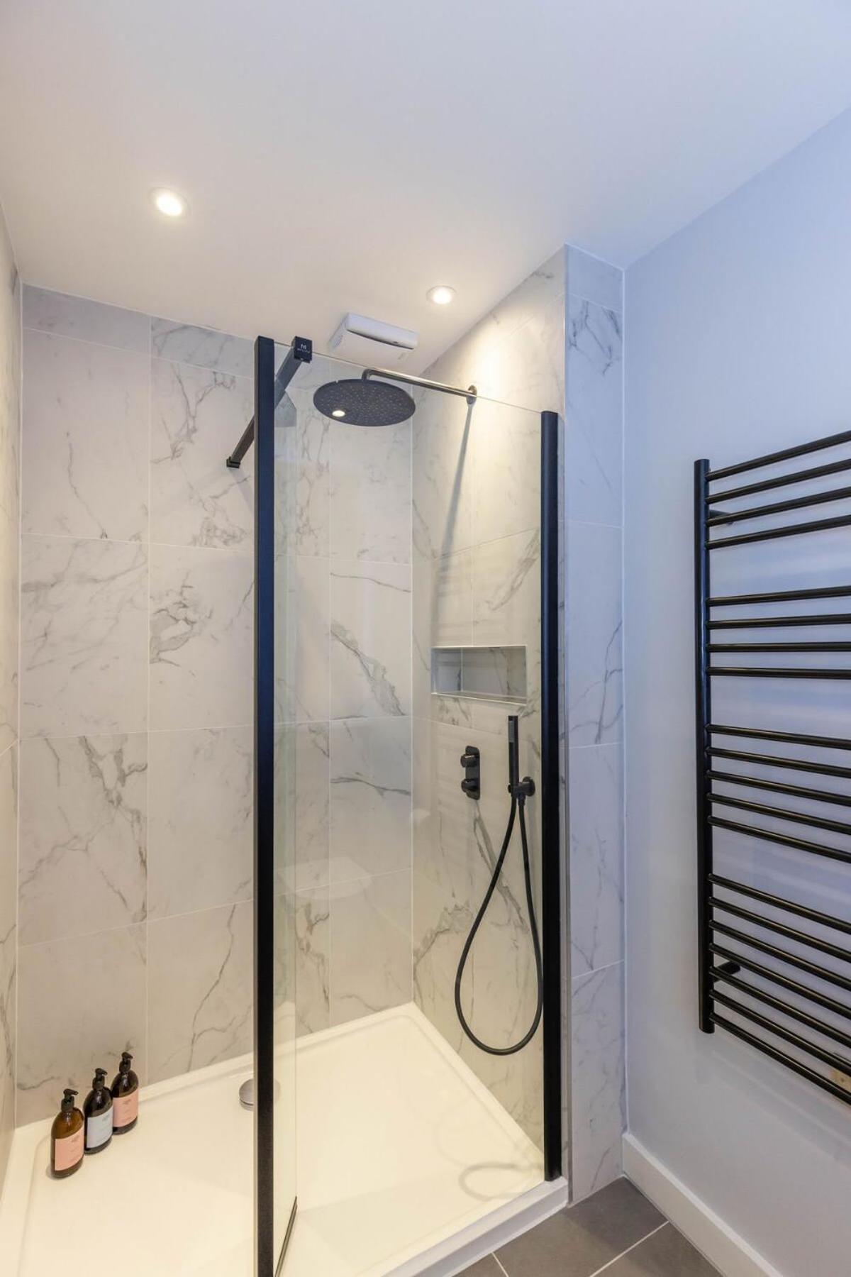 Dragon - Ladon - 2 Bed Centre Luxury Apartment Edinburgh